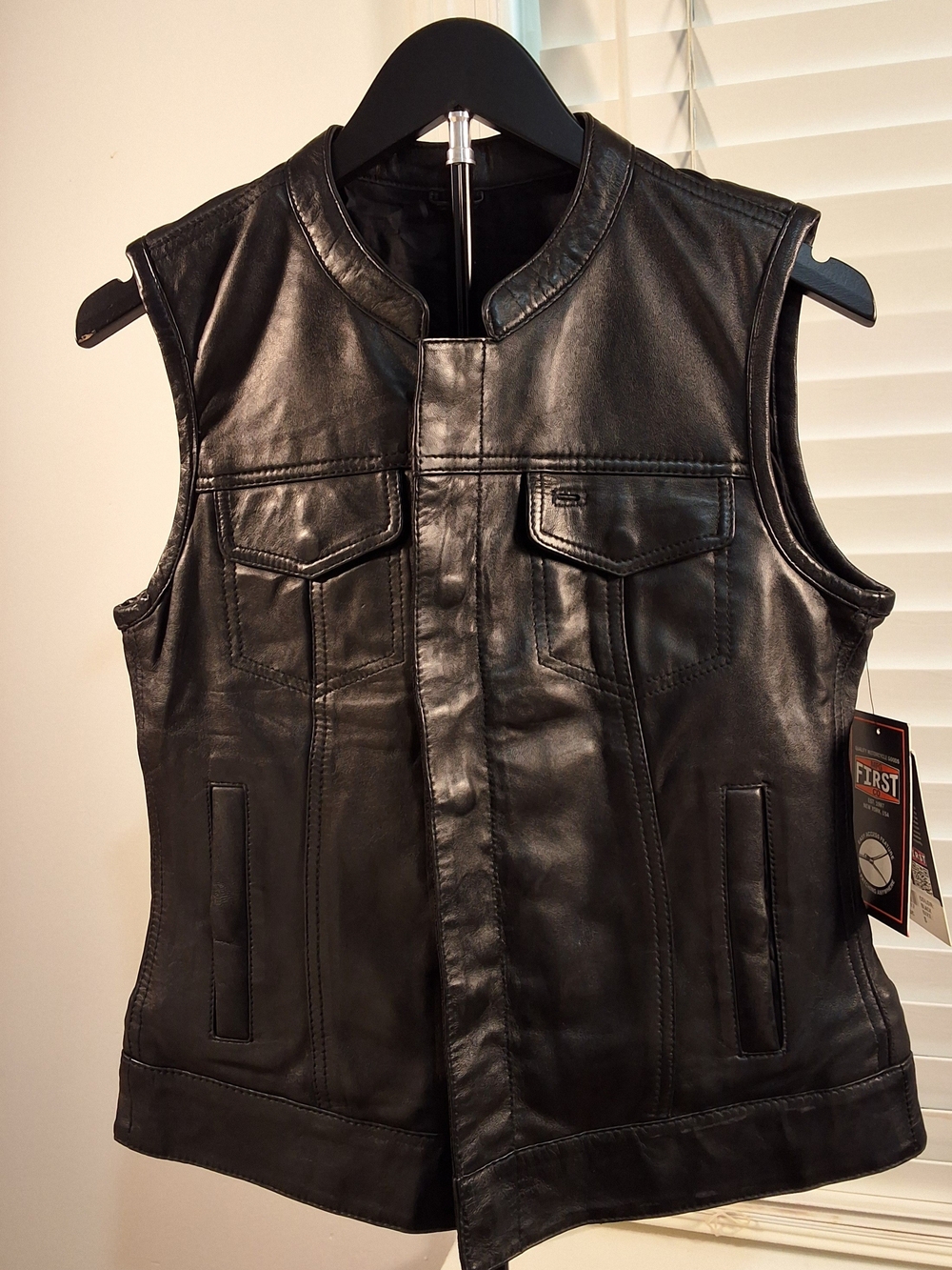 NWT First MFG Co Ludlow Leather Motorcycle Vest Black Small